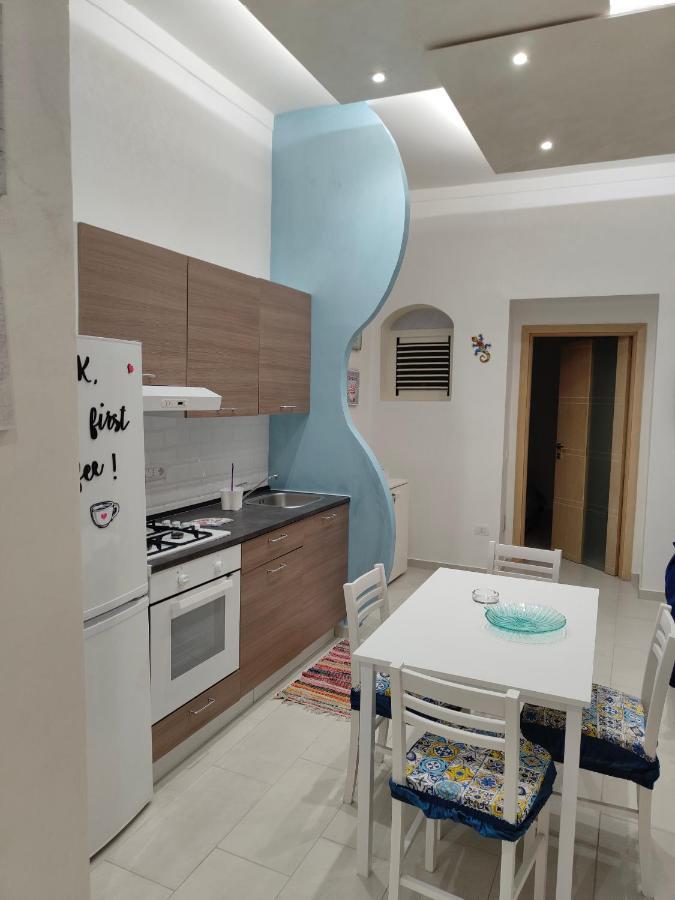 Il Geco Apartment เนเปิลส์ ภายนอก รูปภาพ