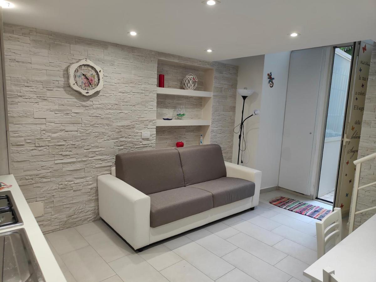 Il Geco Apartment เนเปิลส์ ภายนอก รูปภาพ